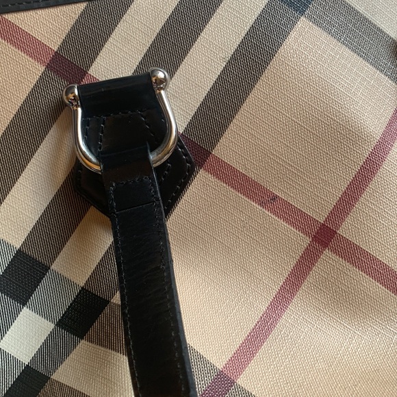 Burberry tote bag coated canvas and leather - Picture 9 of 9